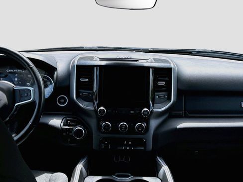Used 2022 RAM 1500 Big Horn AWD/4WD image 15