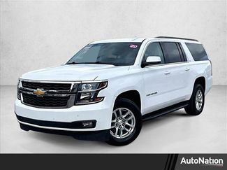 Used 2020 Chevrolet Suburban LT video 1