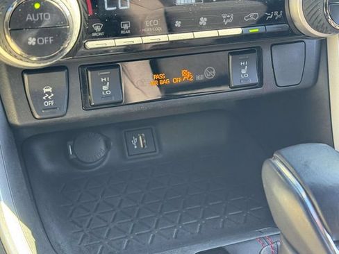 Certified 2024 Toyota RAV4 SE AWD/4WD image 14
