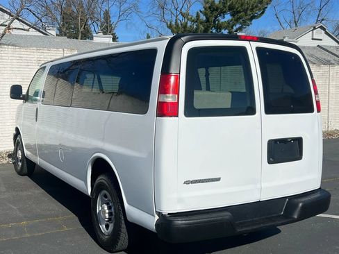 Used 2014 Chevrolet Express 3500 LS image 8
