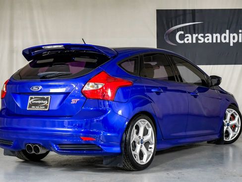 Used 2014 Ford Focus ST image 8