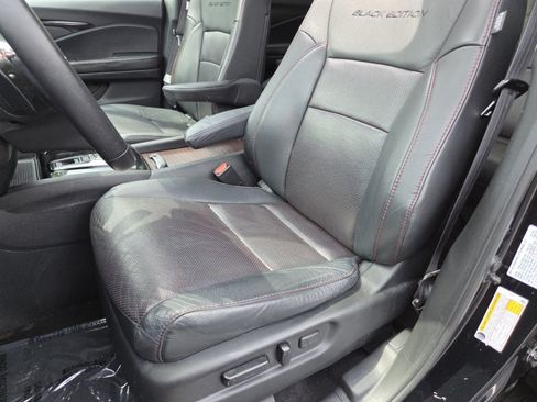 Certified 2021 Honda Pilot Black Edition image 34