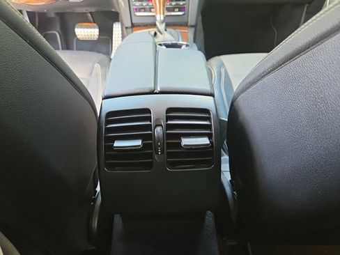 Used 2013 Mercedes-Benz E 350 Cabriolet image 32