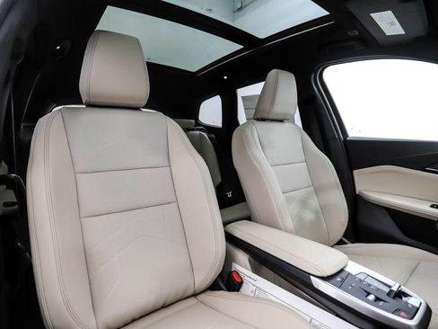 Used 2025 BMW X1 xDrive28i w/ Convenience Package image 30