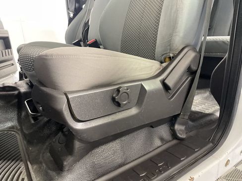 Used 2015 Ford F350 XLT AWD/4WD image 12