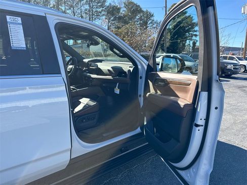 New 2026 Chevrolet Tahoe High Country image 32