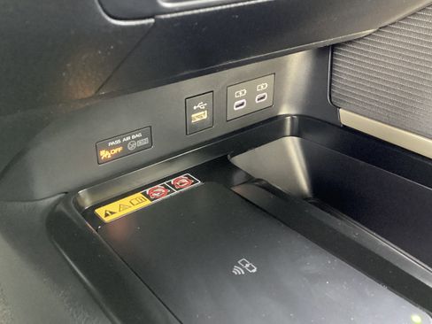 New 2026 Toyota Camry SE image 32