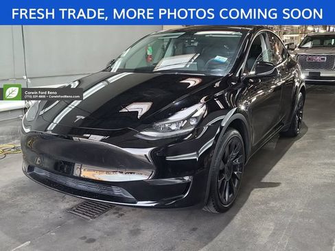 Used 2023 Tesla Model Y Long Range AWD/4WD image 3