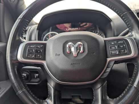 Used 2022 RAM 5500 Tradesman w/ Safety Group image 14