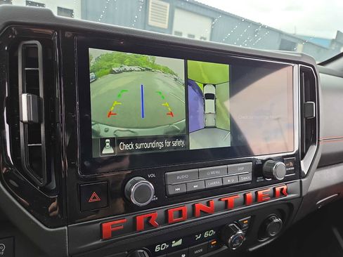 Used 2026 Nissan Frontier PRO-4X w/ Pro-4x Convenience Package AWD/4WD image 18