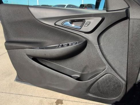 Used 2023 Chevrolet Malibu LT FWD image 14