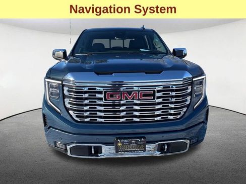 Used 2024 GMC Sierra 1500 Denali w/ Denali Reserve Package image 4