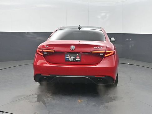 Used 2023 Alfa Romeo Giulia Veloce RWD image 36
