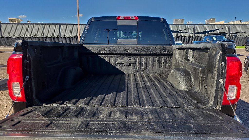 Used 2016 Chevrolet Silverado 1500 LTZ AWD/4WD image 14