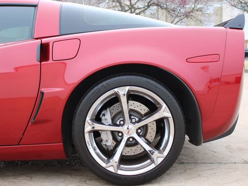 Used 2012 Chevrolet Corvette Grand Sport w/ 3LT Preferred Equipment Group image 38