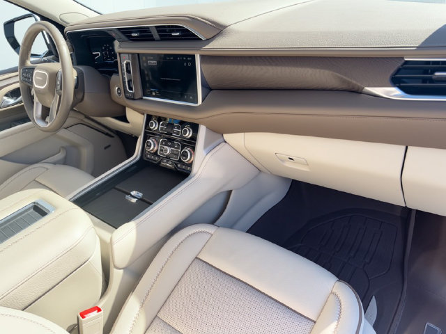 Used 2023 GMC Yukon Denali AWD/4WD image 32