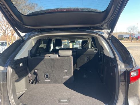 Used 2025 MAZDA CX-90 3.3 Turbo w/ Preferred Package image 14