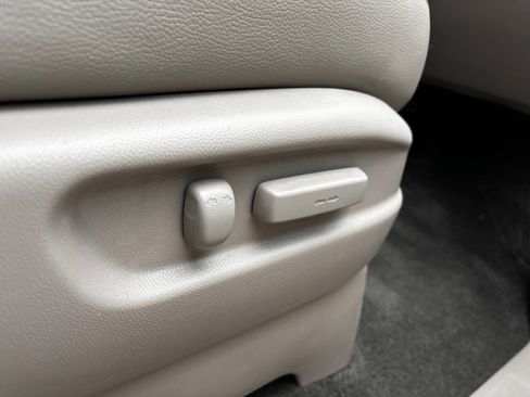 Used 2014 Honda Odyssey Touring image 21