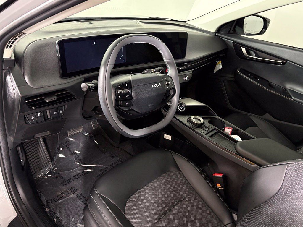 New 2026 Kia EV6 Light RWD image 17