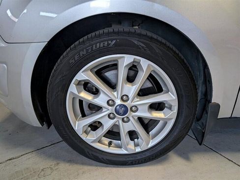 Used 2018 Ford Transit Connect XLT image 15