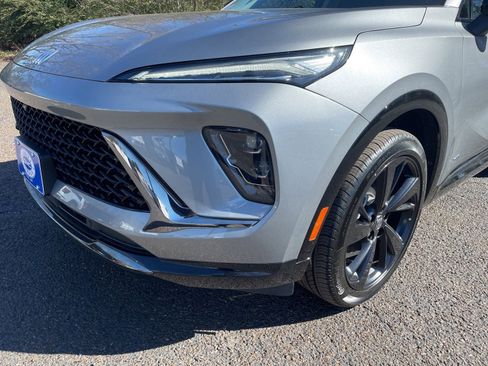 New 2026 Buick Envision Sport Touring image 9