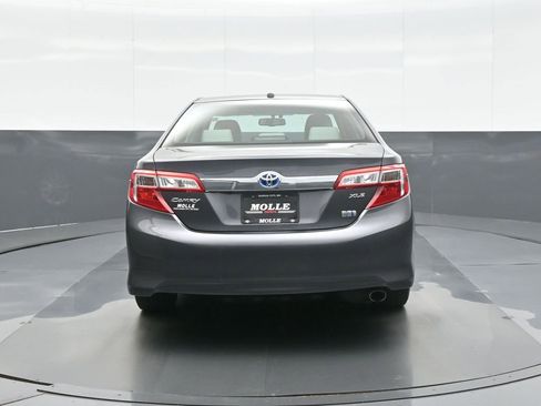 Used 2014 Toyota Camry XLE w/ Leather Package FWD image 6