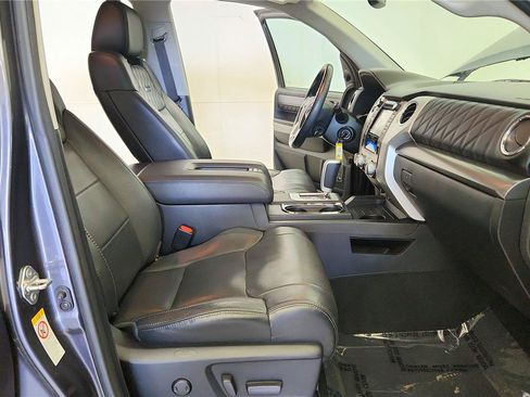 Used 2018 Toyota Tundra Platinum AWD/4WD image 28
