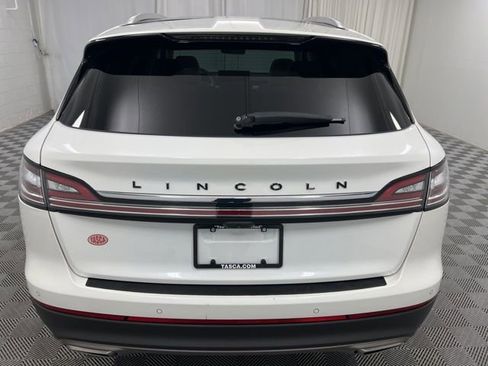 Certified 2022 Lincoln Nautilus Black Label AWD/4WD image 7