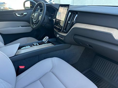 New 2026 Volvo XC60 B5 Plus w/ Climate Package AWD/4WD image 16