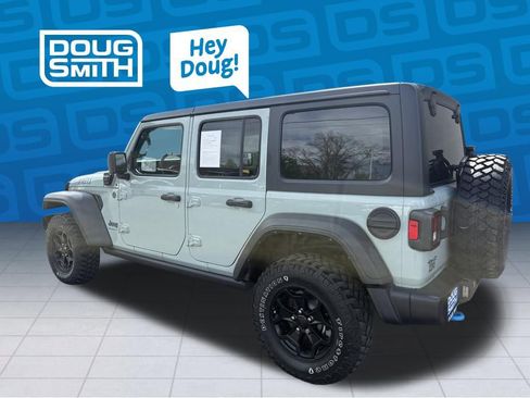 Used 2023 Jeep Wrangler Unlimited w/ Cold Weather Group AWD/4WD image 2