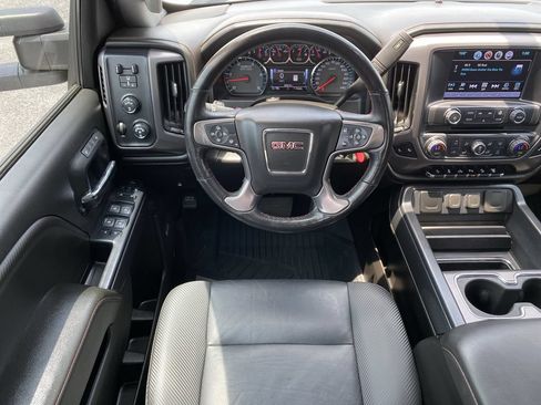 Used 2019 GMC Sierra 2500 SLT w/ Duramax Plus Package AWD/4WD image 14