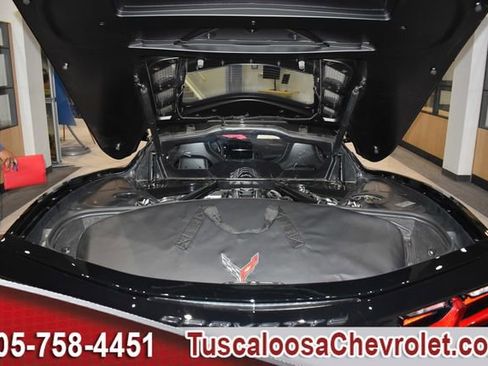 Used 2024 Chevrolet Corvette Stingray Preferred Cpe w/ Body-Color Dual Roof Package image 34