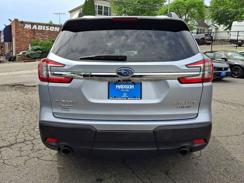Used 2024 Subaru Ascent Limited w/ Technology Package AWD/4WD image 5