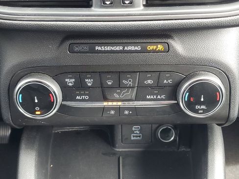 Used 2023 Ford Escape Active image 33