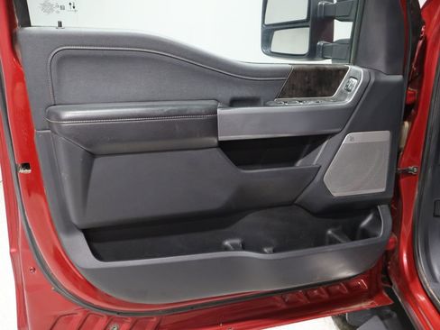 Used 2024 Ford F250 Lariat w/ Chrome Package image 14