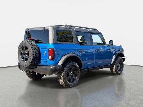 Used 2024 Ford Bronco Black Diamond AWD/4WD image 3