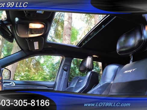 Used 2015 Jeep Grand Cherokee SRT w/ Luxury Group II AWD/4WD image 3