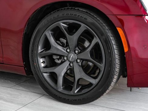 Used 2022 Chrysler 300 S image 56