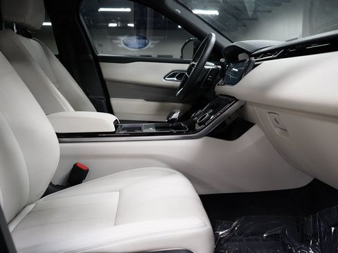Used 2023 Land Rover Range Rover Velar S AWD/4WD image 23