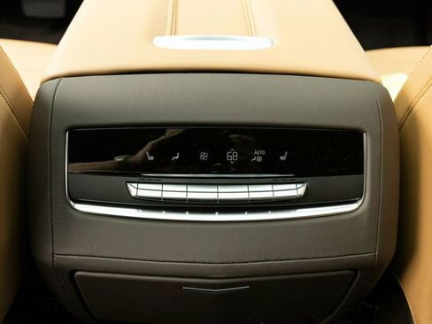 Used 2026 Cadillac Escalade Luxury w/ Touring Package image 62