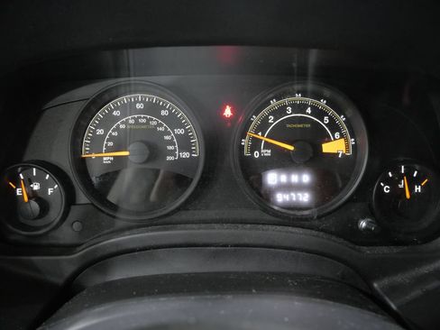 Used 2016 Jeep Patriot Sport w/ Power Value Group FWD image 13