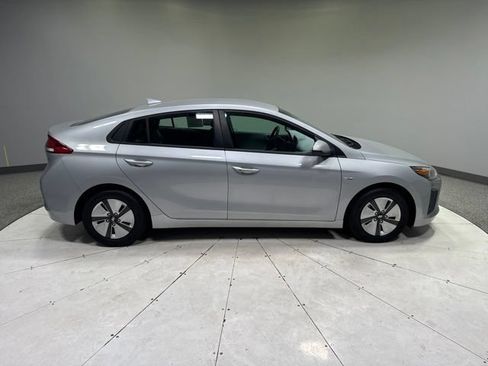 Used 2020 Hyundai Ioniq Blue FWD image 6