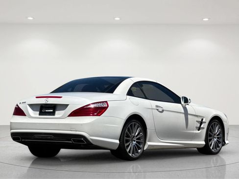 Used 2016 Mercedes-Benz SL 550 image 6