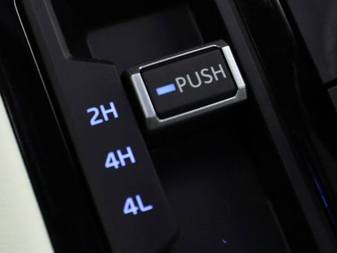 Used 2023 Toyota Sequoia Capstone image 33