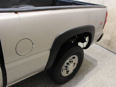 Used 2005 Chevrolet Silverado 2500 W/T w/ Skid Plate Package image 6