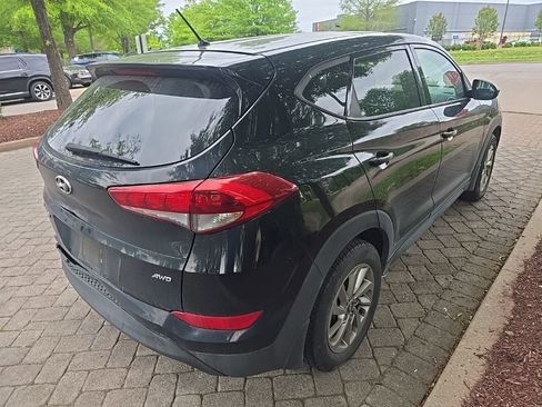 Used 2018 Hyundai Tucson SE image 8
