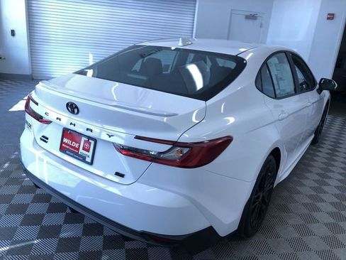 New 2026 Toyota Camry SE image 32