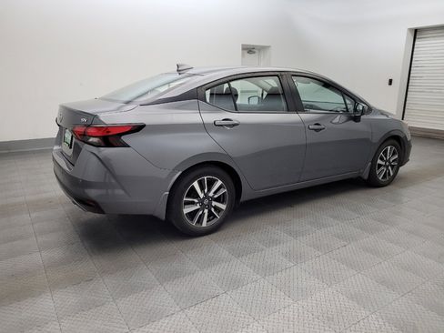 Used 2020 Nissan Versa SV FWD image 10