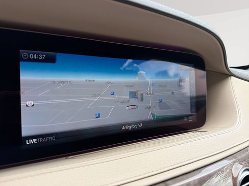 Used 2019 Mercedes-Benz S 560 Sedan image 20