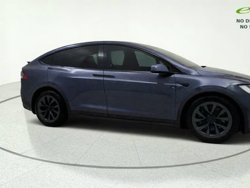 Used 2022 Tesla Model X AWD/4WD image 3
